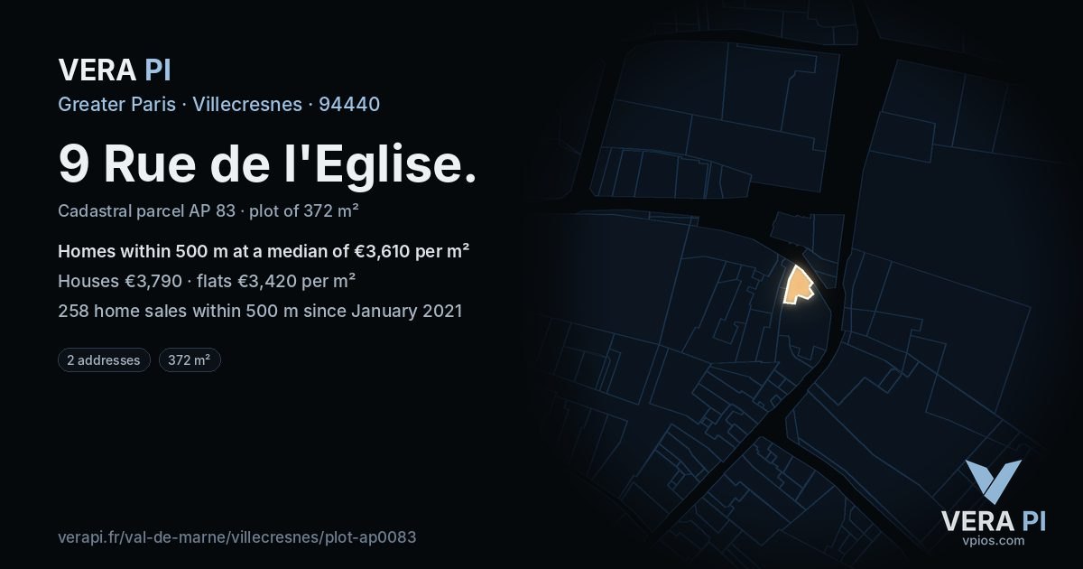 9 Rue de l'Eglise, Villecresnes at night – the plot lit, the parcels around coloured by the prices near them