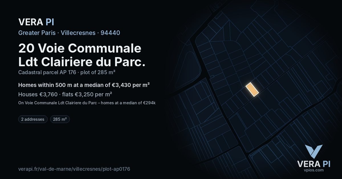 20 Voie Communale Ldt Clairiere du Parc, Villecresnes at night – the plot lit, the parcels around coloured by the prices near them