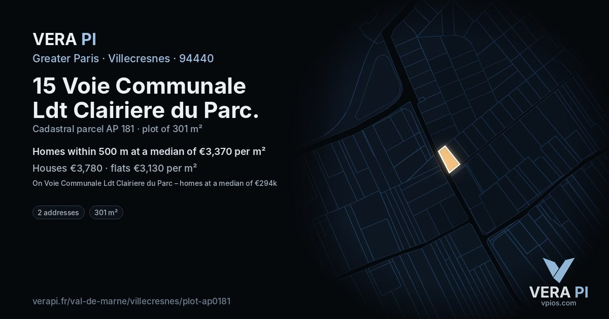 15 Voie Communale Ldt Clairiere du Parc, Villecresnes at night – the plot lit, the parcels around coloured by the prices near them