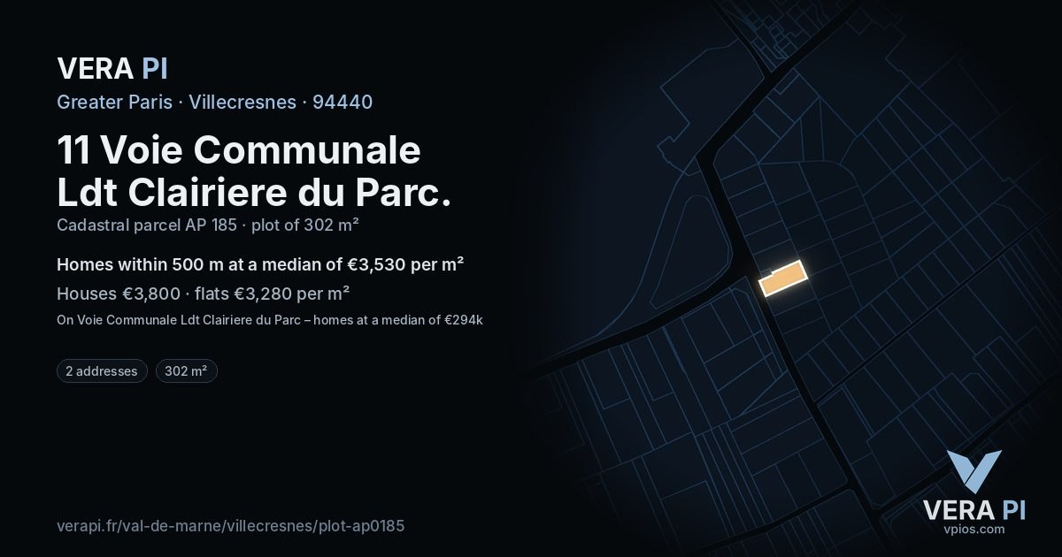 11 Voie Communale Ldt Clairiere du Parc, Villecresnes at night – the plot lit, the parcels around coloured by the prices near them