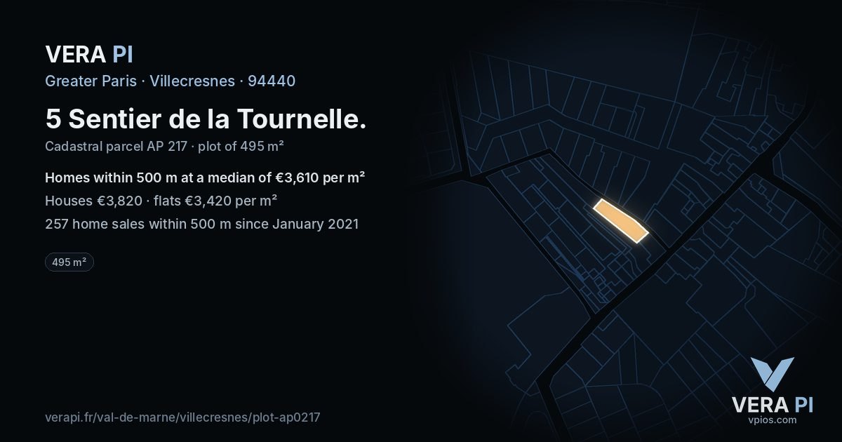 5 Sentier de la Tournelle, Villecresnes at night – the plot lit, the parcels around coloured by the prices near them