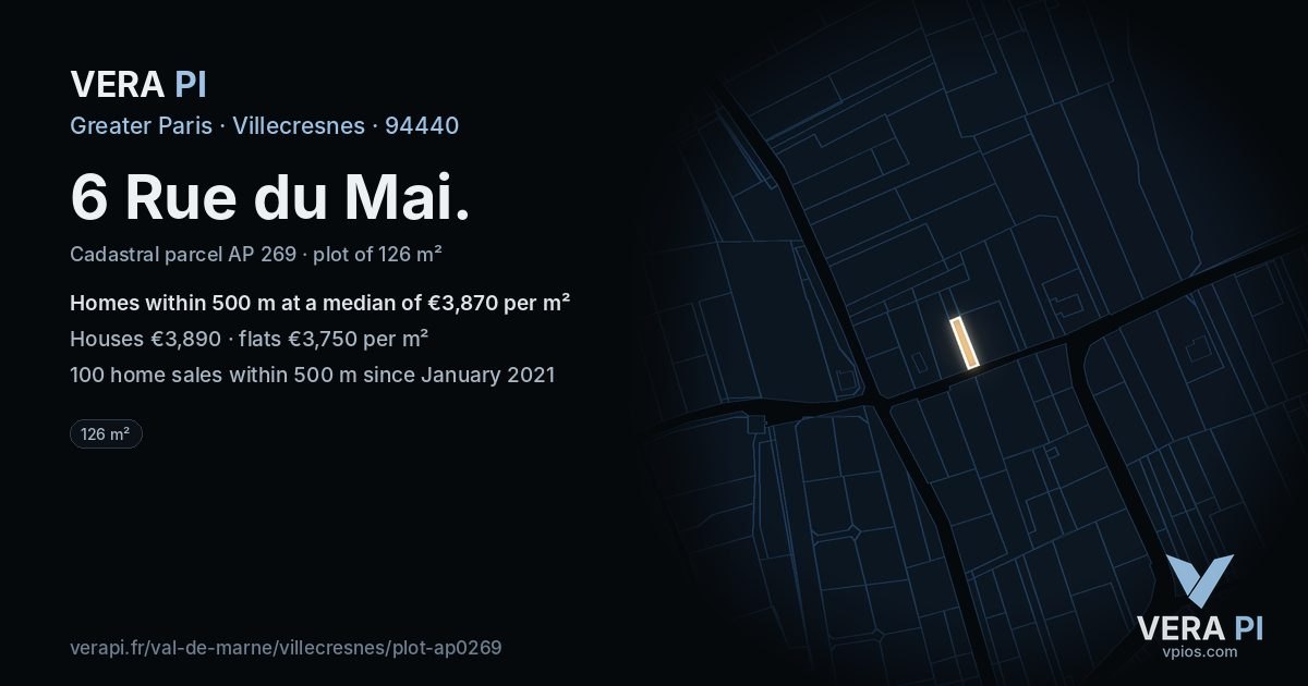 6 Rue du Mai, Villecresnes at night – the plot lit, the parcels around coloured by the prices near them
