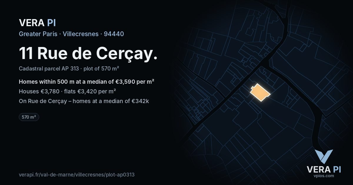 11 Rue de Cerçay, Villecresnes at night – the plot lit, the parcels around coloured by the prices near them
