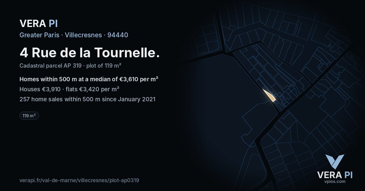 4 Rue de la Tournelle, Villecresnes at night – the plot lit, the parcels around coloured by the prices near them