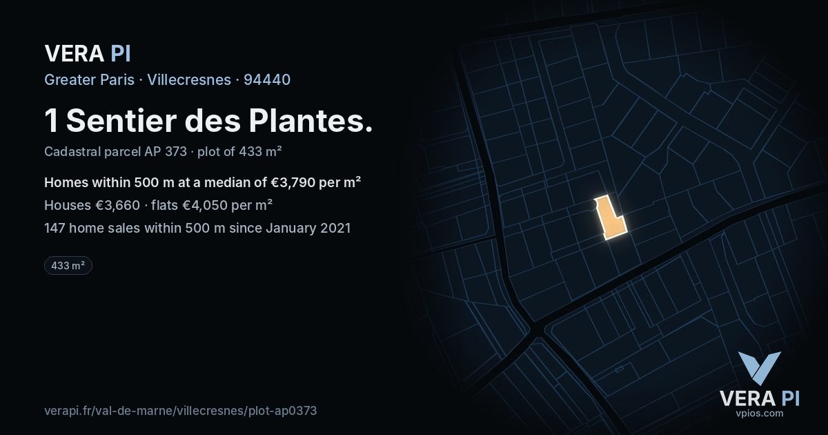 1 Sentier des Plantes, Villecresnes at night – the plot lit, the parcels around coloured by the prices near them