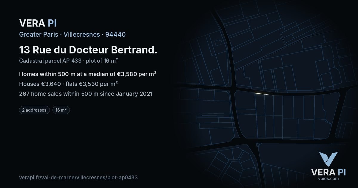 13 Rue du Docteur Bertrand, Villecresnes at night – the plot lit, the parcels around coloured by the prices near them