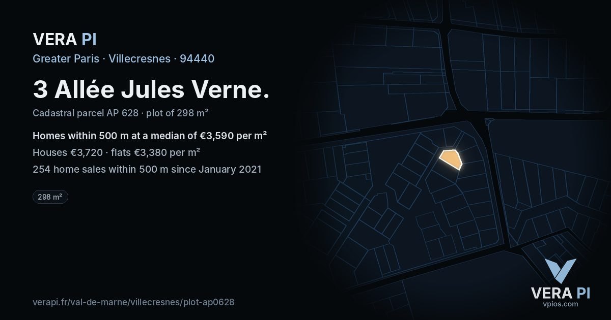 3 Allée Jules Verne, Villecresnes at night – the plot lit, the parcels around coloured by the prices near them