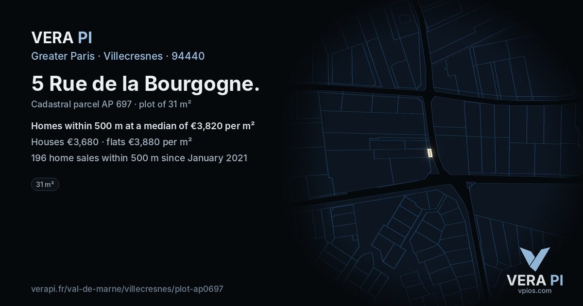5 Rue de la Bourgogne, Villecresnes at night – the plot lit, the parcels around coloured by the prices near them