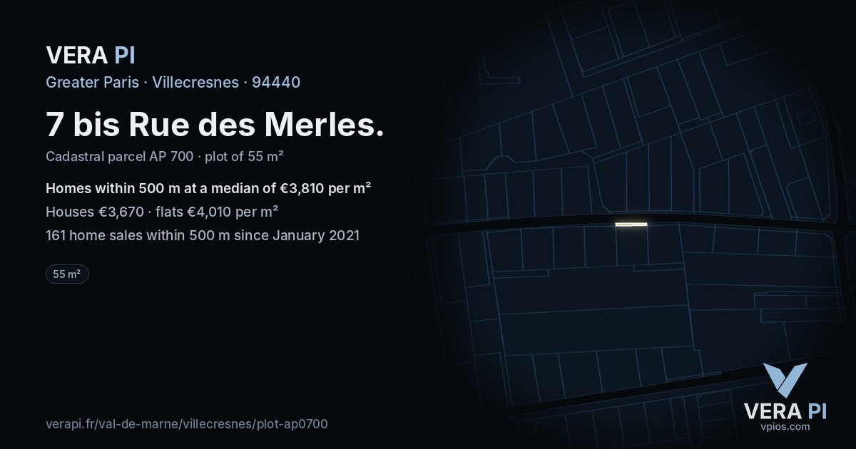 7 bis Rue des Merles, Villecresnes at night – the plot lit, the parcels around coloured by the prices near them