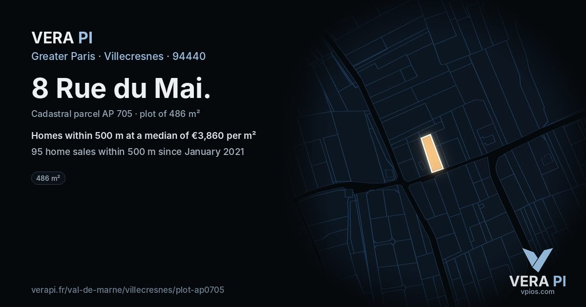 8 Rue du Mai, Villecresnes at night – the plot lit, the parcels around coloured by the prices near them