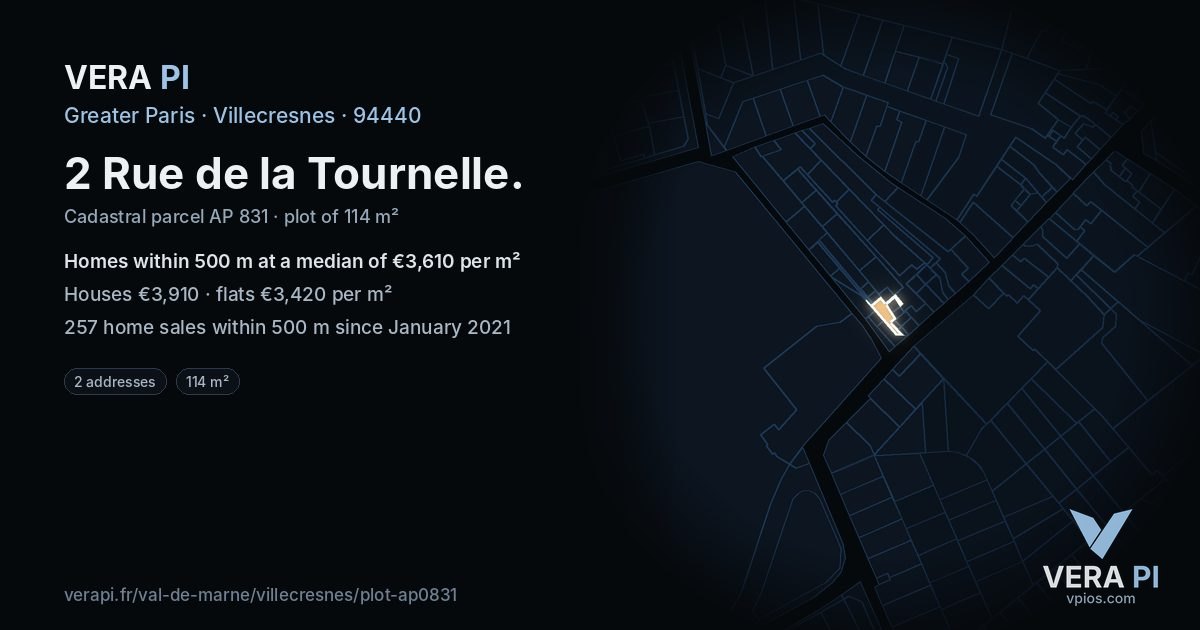 2 Rue de la Tournelle, Villecresnes at night – the plot lit, the parcels around coloured by the prices near them