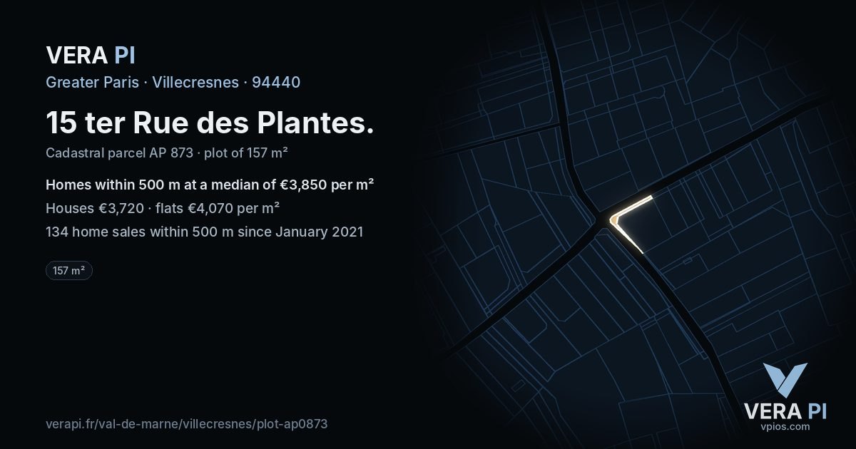 15 ter Rue des Plantes, Villecresnes at night – the plot lit, the parcels around coloured by the prices near them