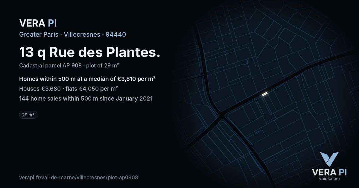 13 q Rue des Plantes, Villecresnes at night – the plot lit, the parcels around coloured by the prices near them
