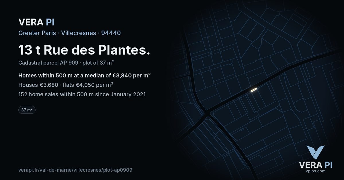 13 t Rue des Plantes, Villecresnes at night – the plot lit, the parcels around coloured by the prices near them