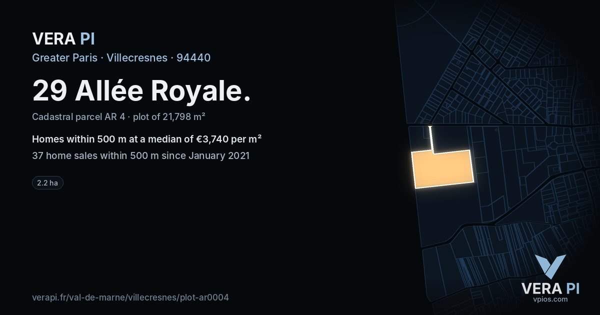 29 Allée Royale, Villecresnes at night – the plot lit, the parcels around coloured by the prices near them