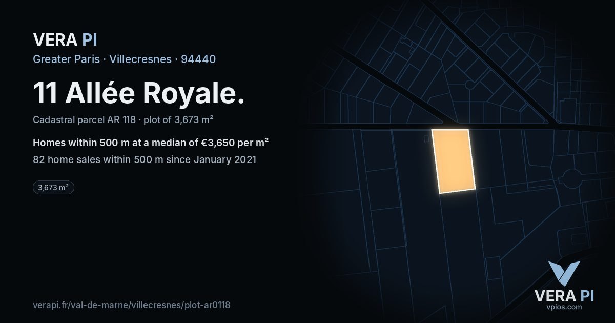 11 Allée Royale, Villecresnes at night – the plot lit, the parcels around coloured by the prices near them