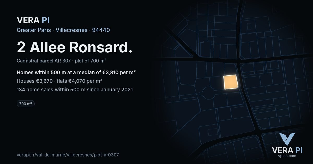 2 Allee Ronsard, Villecresnes at night – the plot lit, the parcels around coloured by the prices near them