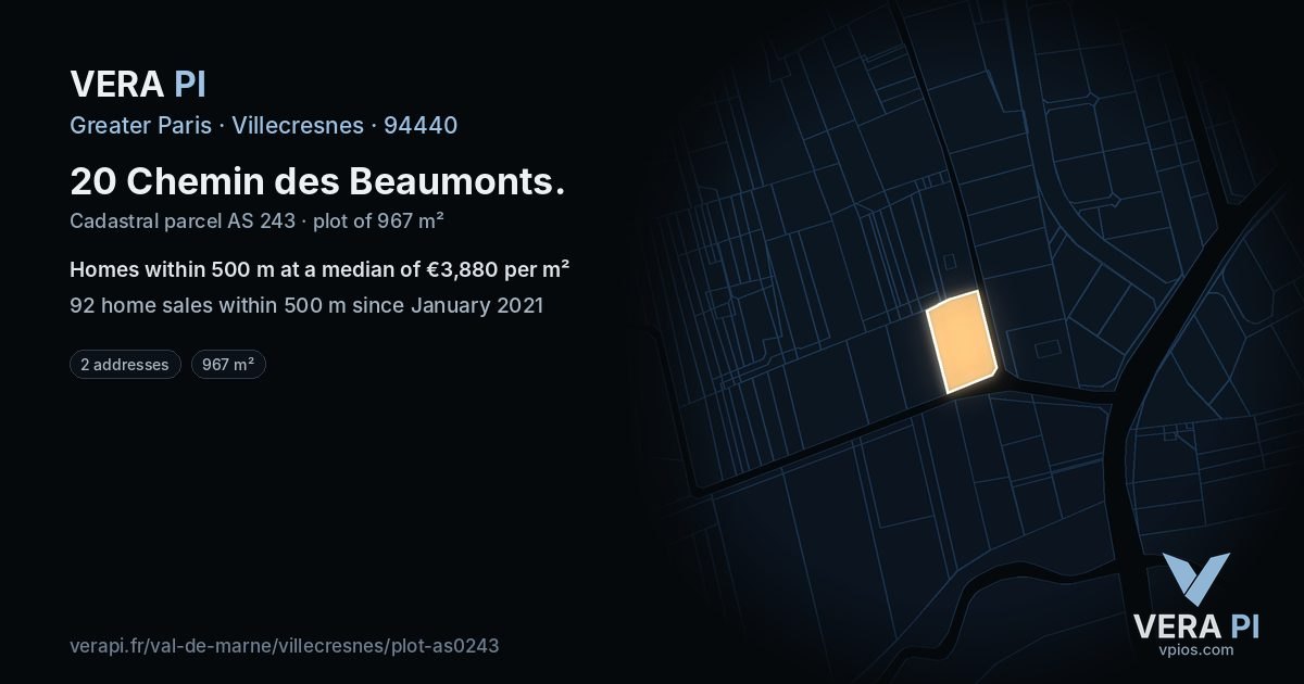 20 Chemin des Beaumonts, Villecresnes at night – the plot lit, the parcels around coloured by the prices near them