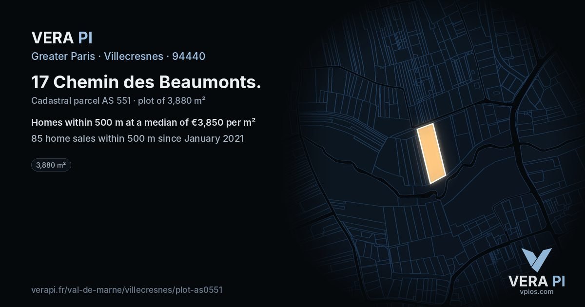 17 Chemin des Beaumonts, Villecresnes at night – the plot lit, the parcels around coloured by the prices near them