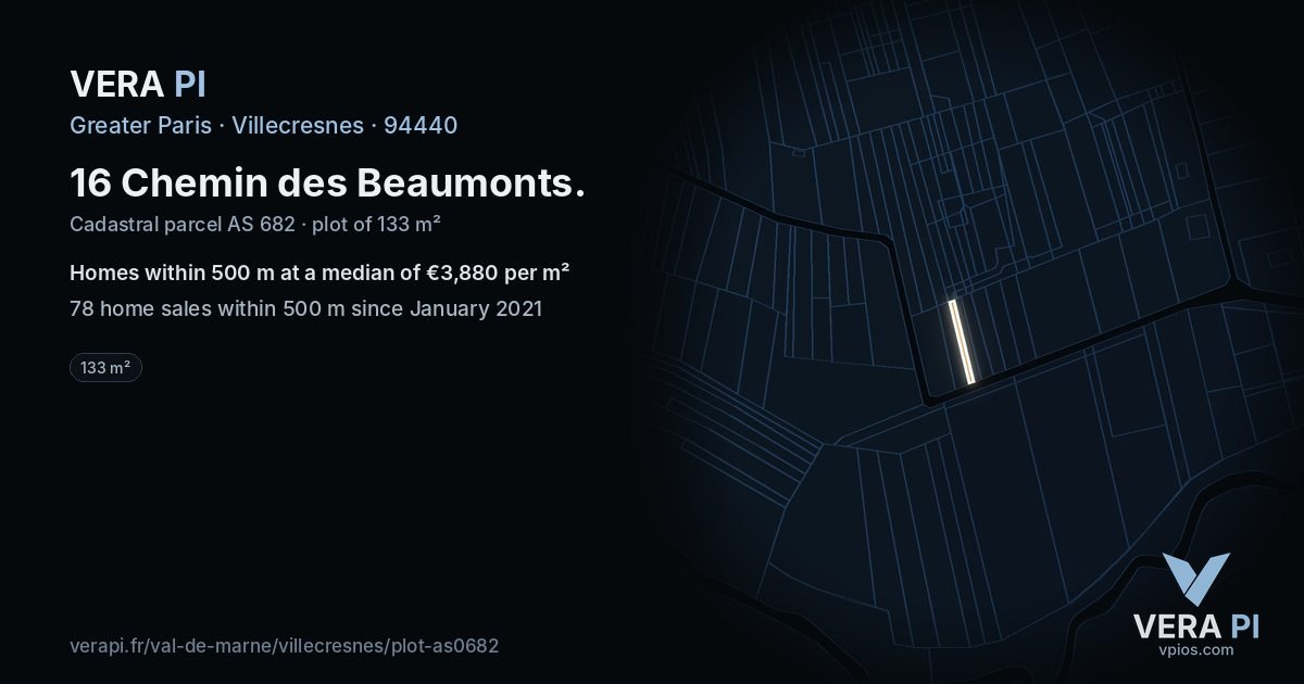 16 Chemin des Beaumonts, Villecresnes at night – the plot lit, the parcels around coloured by the prices near them