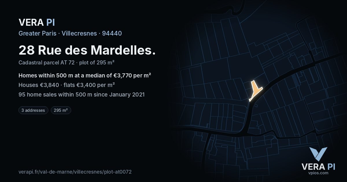 28 Rue des Mardelles, Villecresnes at night – the plot lit, the parcels around coloured by the prices near them