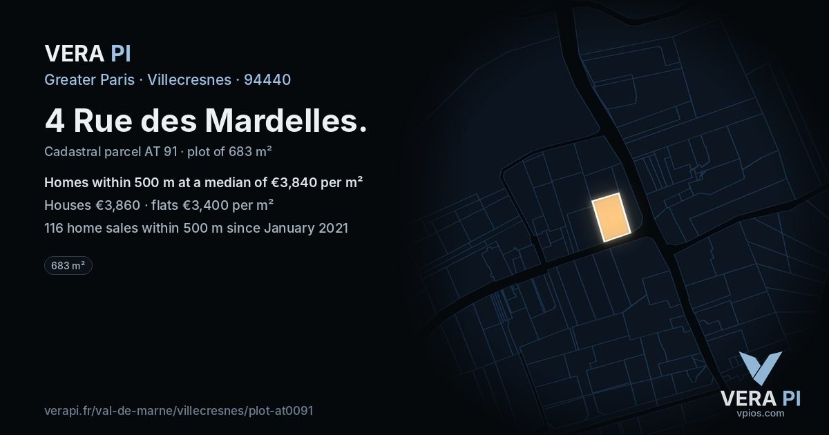 4 Rue des Mardelles, Villecresnes at night – the plot lit, the parcels around coloured by the prices near them