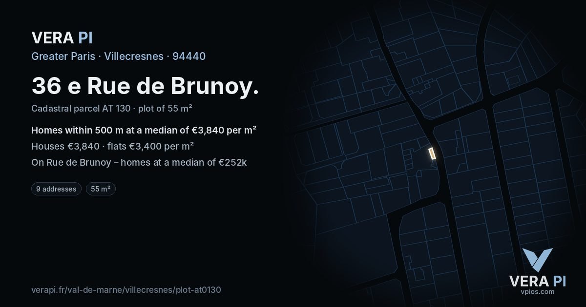 36 e Rue de Brunoy, Villecresnes at night – the plot lit, the parcels around coloured by the prices near them