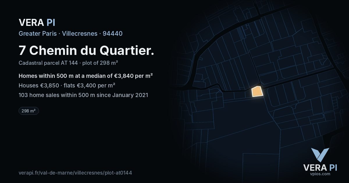 7 Chemin du Quartier, Villecresnes at night – the plot lit, the parcels around coloured by the prices near them