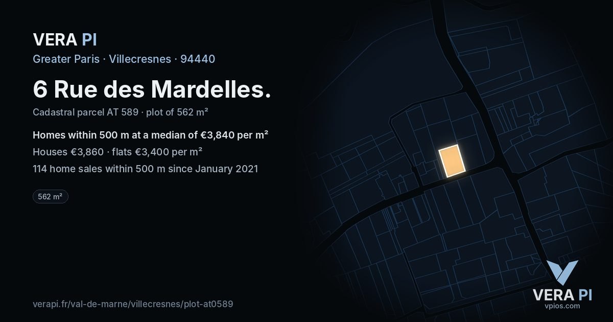 6 Rue des Mardelles, Villecresnes at night – the plot lit, the parcels around coloured by the prices near them