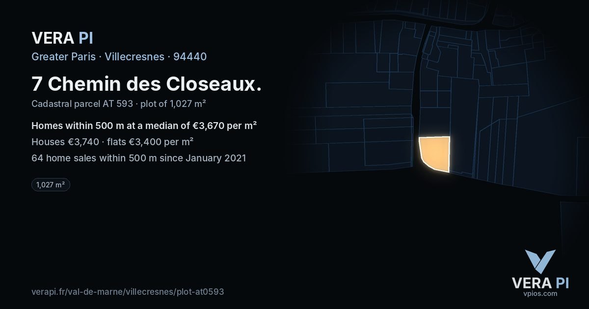 7 Chemin des Closeaux, Villecresnes at night – the plot lit, the parcels around coloured by the prices near them