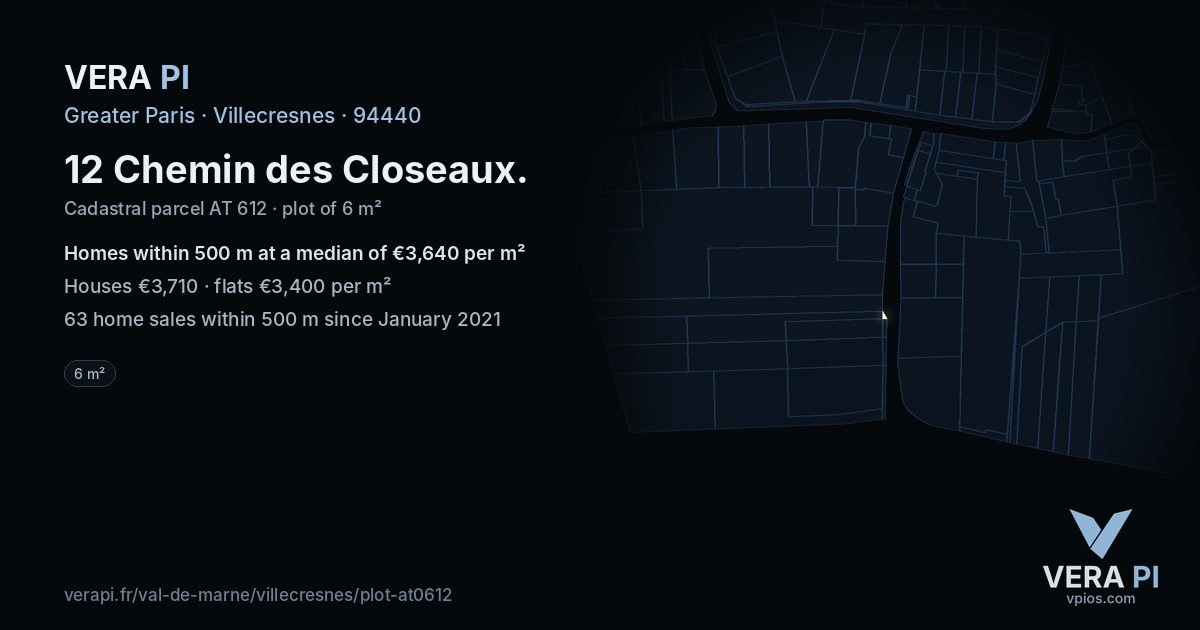 12 Chemin des Closeaux, Villecresnes at night – the plot lit, the parcels around coloured by the prices near them