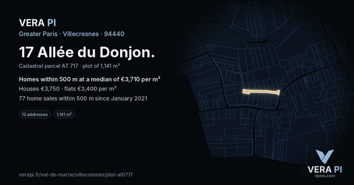 17 Allée du Donjon, Villecresnes at night – the plot lit, the parcels around coloured by the prices near them
