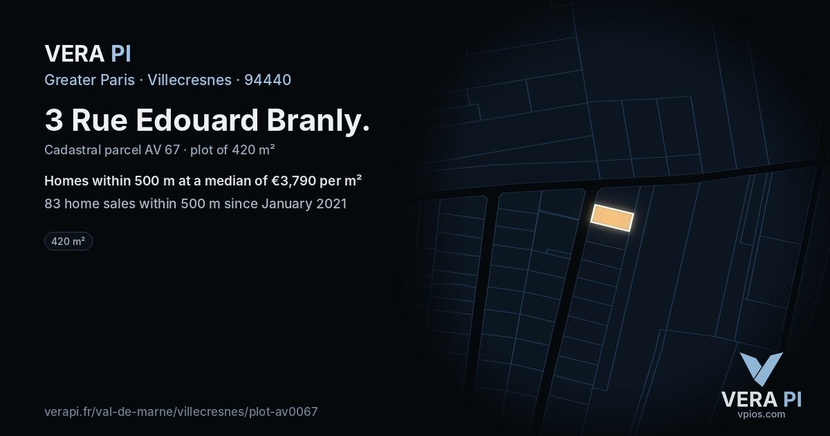 3 Rue Edouard Branly, Villecresnes at night – the plot lit, the parcels around coloured by the prices near them