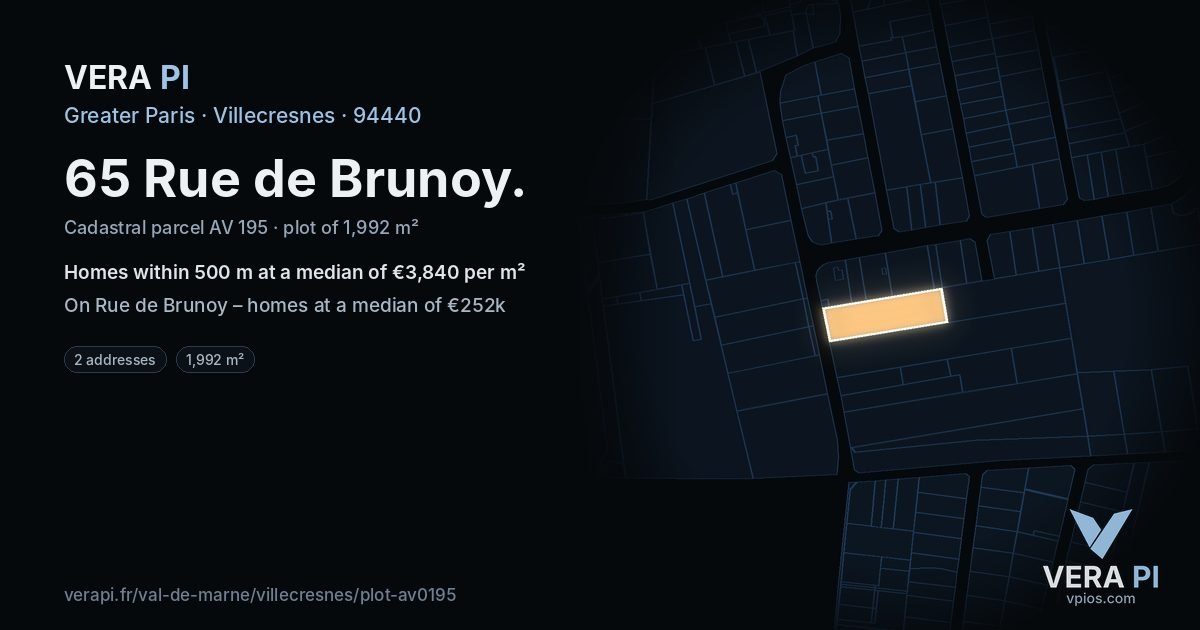 65 Rue de Brunoy, Villecresnes at night – the plot lit, the parcels around coloured by the prices near them