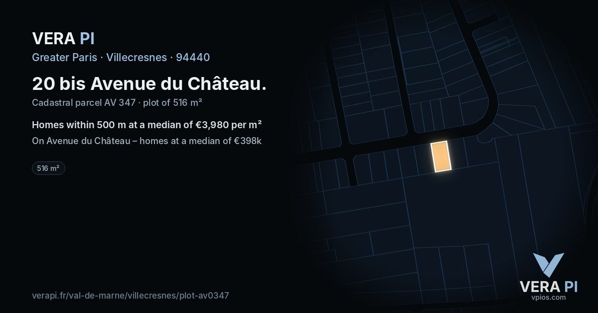 20 bis Avenue du Château, Villecresnes at night – the plot lit, the parcels around coloured by the prices near them