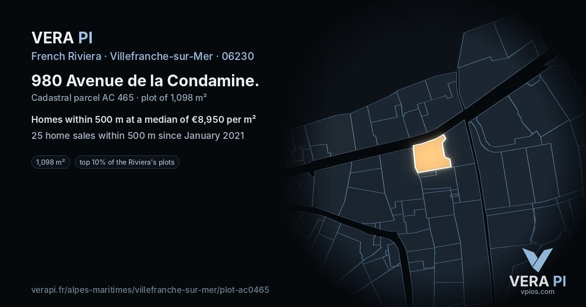 980 Avenue de la Condamine, Villefranche-sur-Mer at night – the plot lit, the parcels around coloured by the prices near them