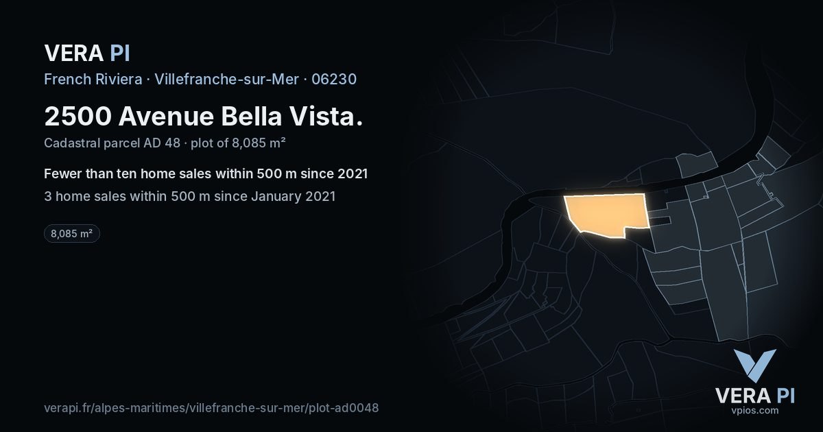 2500 Avenue Bella Vista, Villefranche-sur-Mer at night – the plot lit, the parcels around coloured by the prices near them