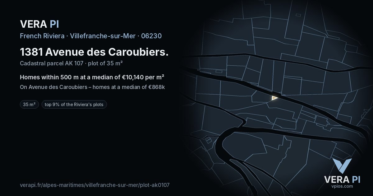 1381 Avenue des Caroubiers, Villefranche-sur-Mer at night – the plot lit, the parcels around coloured by the prices near them