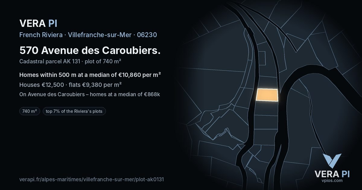 570 Avenue des Caroubiers, Villefranche-sur-Mer at night – the plot lit, the parcels around coloured by the prices near them