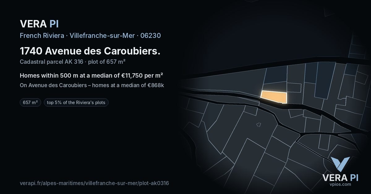 1740 Avenue des Caroubiers, Villefranche-sur-Mer at night – the plot lit, the parcels around coloured by the prices near them