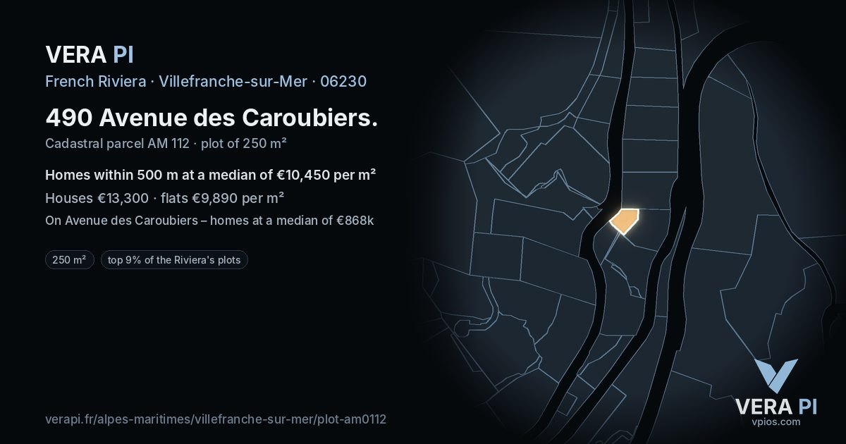 490 Avenue des Caroubiers, Villefranche-sur-Mer at night – the plot lit, the parcels around coloured by the prices near them