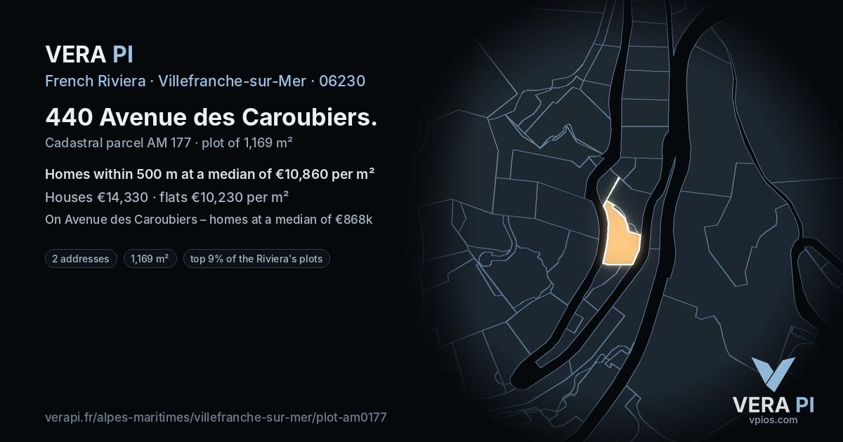 440 Avenue des Caroubiers, Villefranche-sur-Mer at night – the plot lit, the parcels around coloured by the prices near them