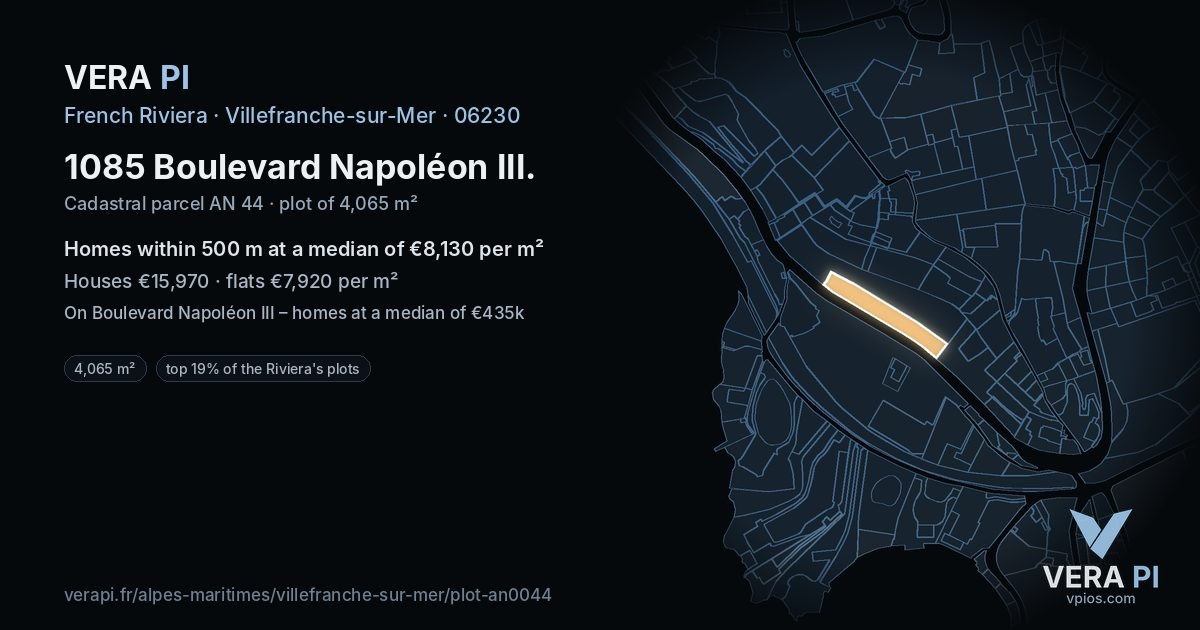 1085 Boulevard Napoléon III, Villefranche-sur-Mer at night – the plot lit, the parcels around coloured by the prices near them