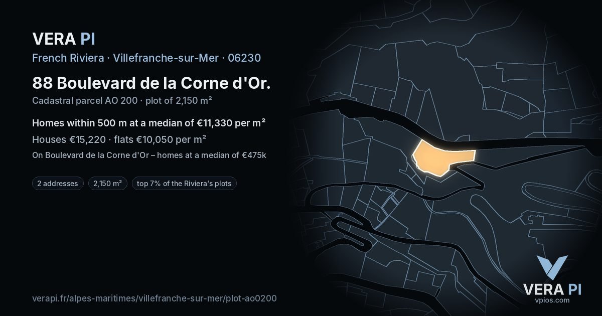 88 Boulevard de la Corne d'Or, Villefranche-sur-Mer at night – the plot lit, the parcels around coloured by the prices near them