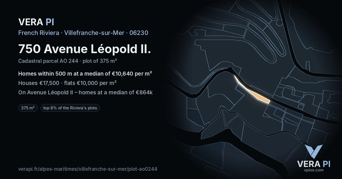 750 Avenue Léopold II, Villefranche-sur-Mer at night – the plot lit, the parcels around coloured by the prices near them