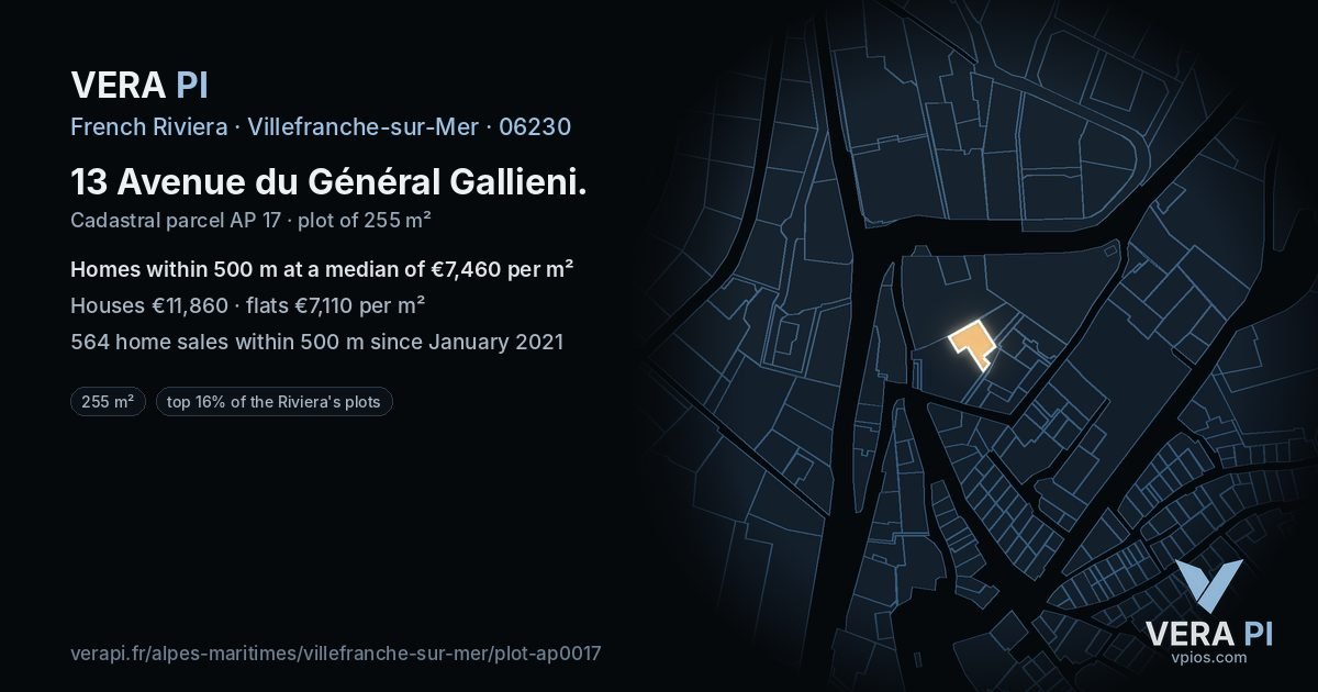 13 Avenue du Général Gallieni, Villefranche-sur-Mer at night – the plot lit, the parcels around coloured by the prices near them