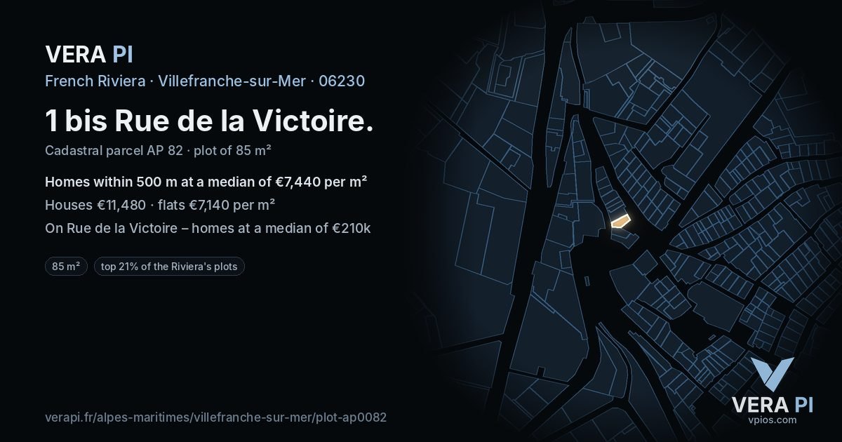 1 bis Rue de la Victoire, Villefranche-sur-Mer at night – the plot lit, the parcels around coloured by the prices near them