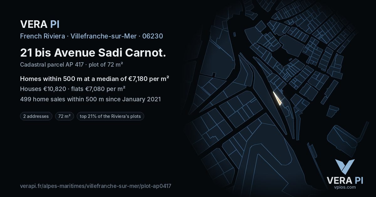 21 bis Avenue Sadi Carnot, Villefranche-sur-Mer at night – the plot lit, the parcels around coloured by the prices near them