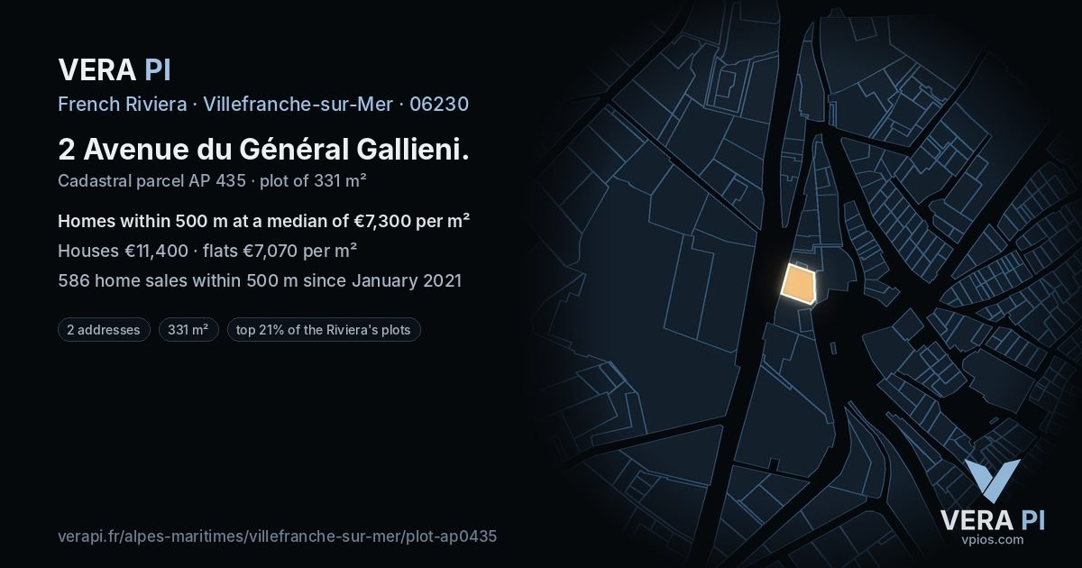 2 Avenue du Général Gallieni, Villefranche-sur-Mer at night – the plot lit, the parcels around coloured by the prices near them