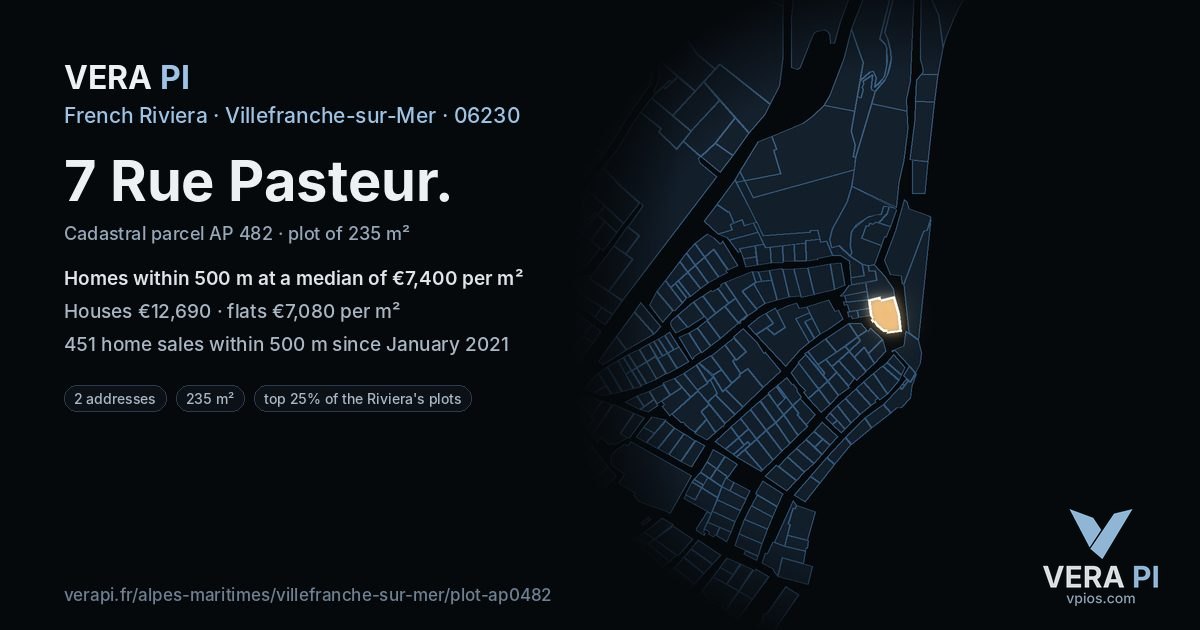 7 Rue Pasteur, Villefranche-sur-Mer at night – the plot lit, the parcels around coloured by the prices near them